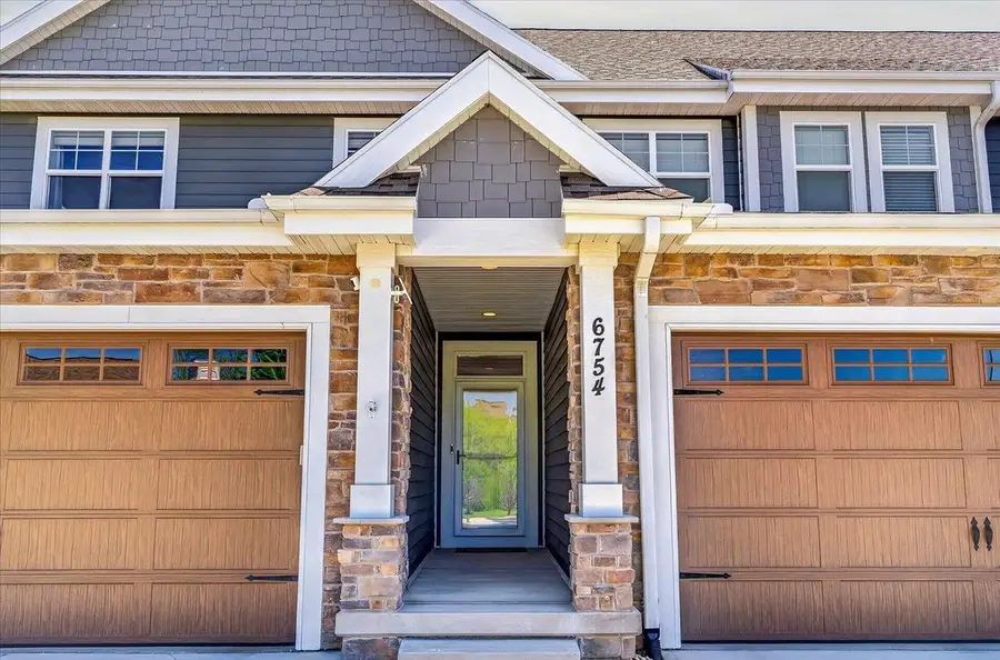 6754 Conservancy Plaza #12, Deforest, WI 53532 - #3