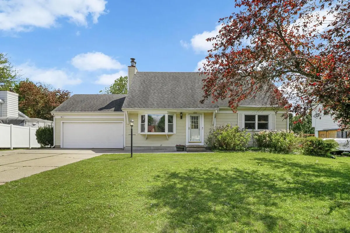 5737 Williamsburg Way, Fitchburg, WI 53719 - #1