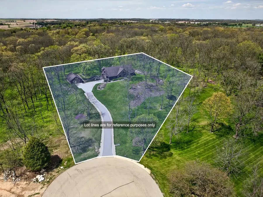 4802 Country Meadows Road, Brooklyn, WI 53521 - #2