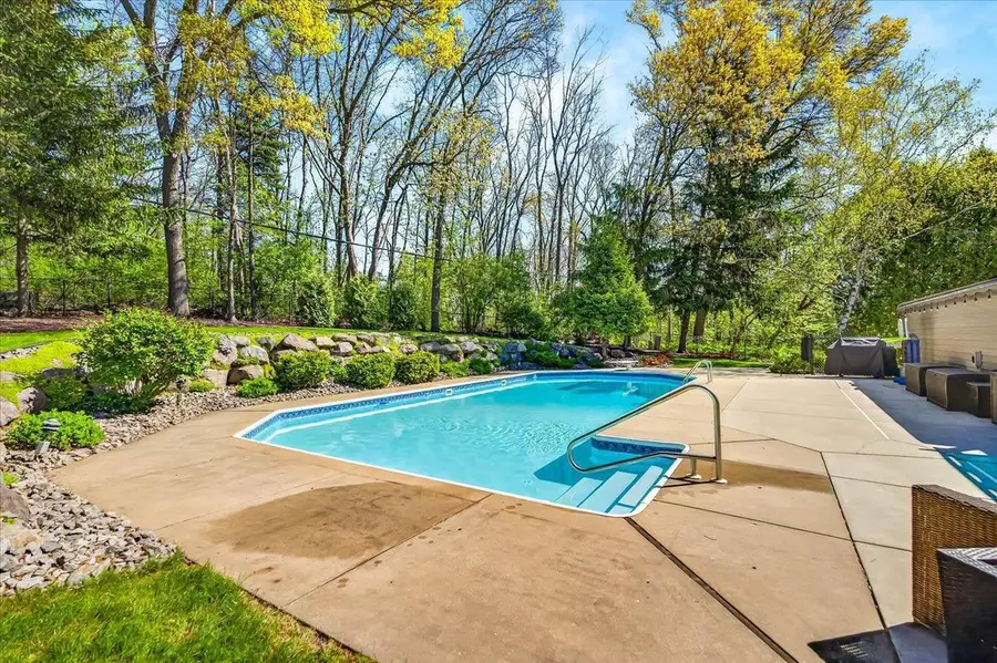 1118 Sunridge Drive, Madison, WI 53711 - #2