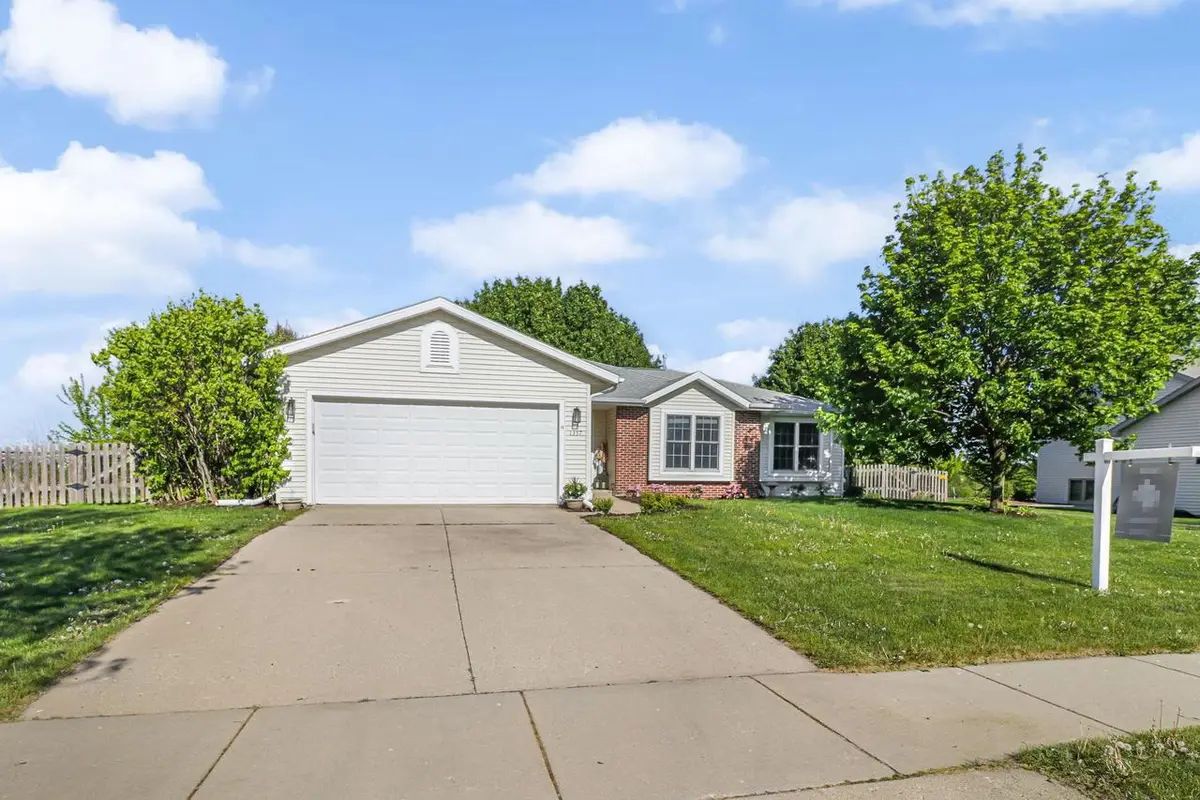 1357 Broadway Drive, Sun Prairie, WI 53590 - #1
