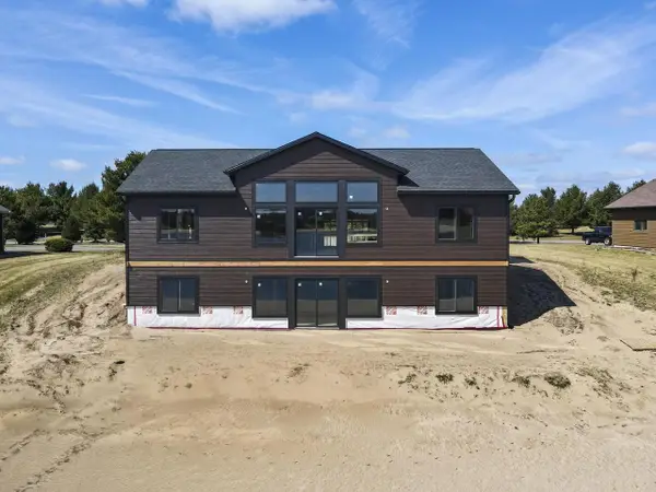 N8118 15th Avenue, New Lisbon, WI 53950