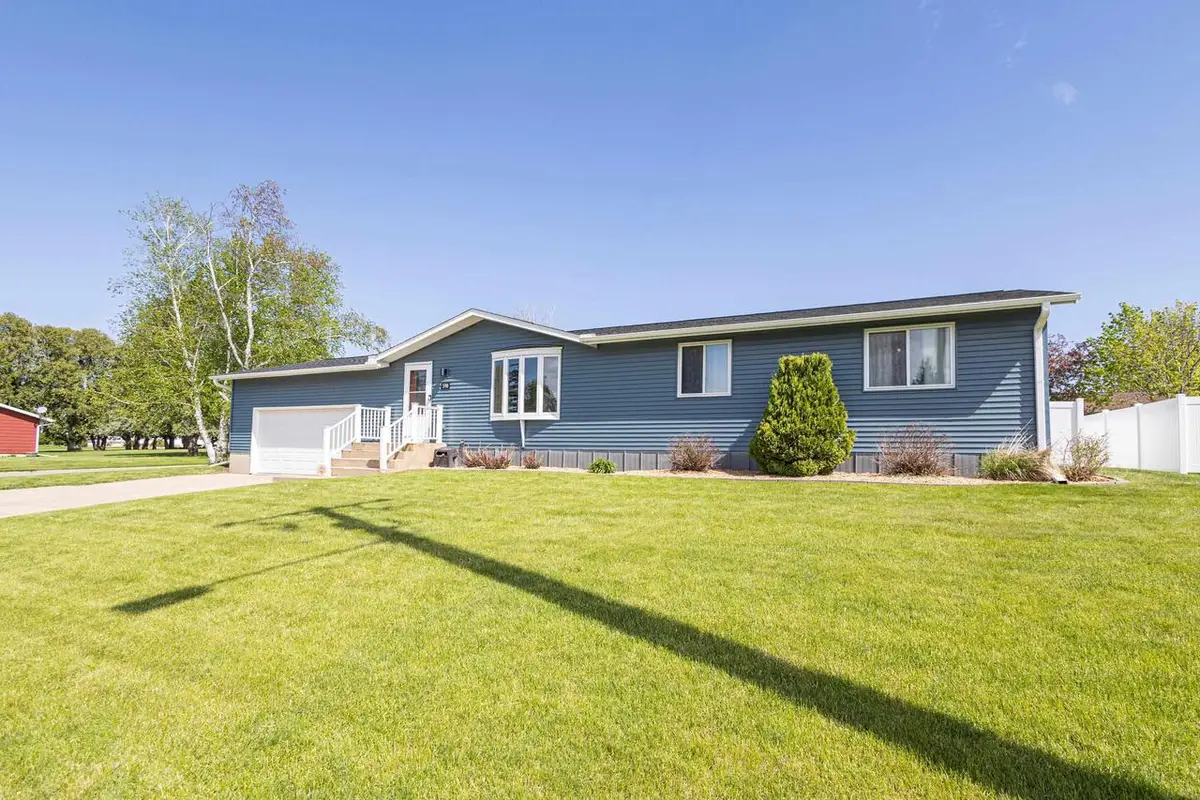 590 Ridge Avenue, Platteville, WI 53818 - #1