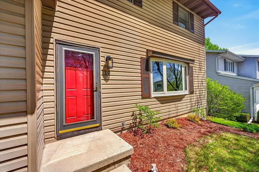 10 Flagstaff Court, Madison, WI 53719 - #2