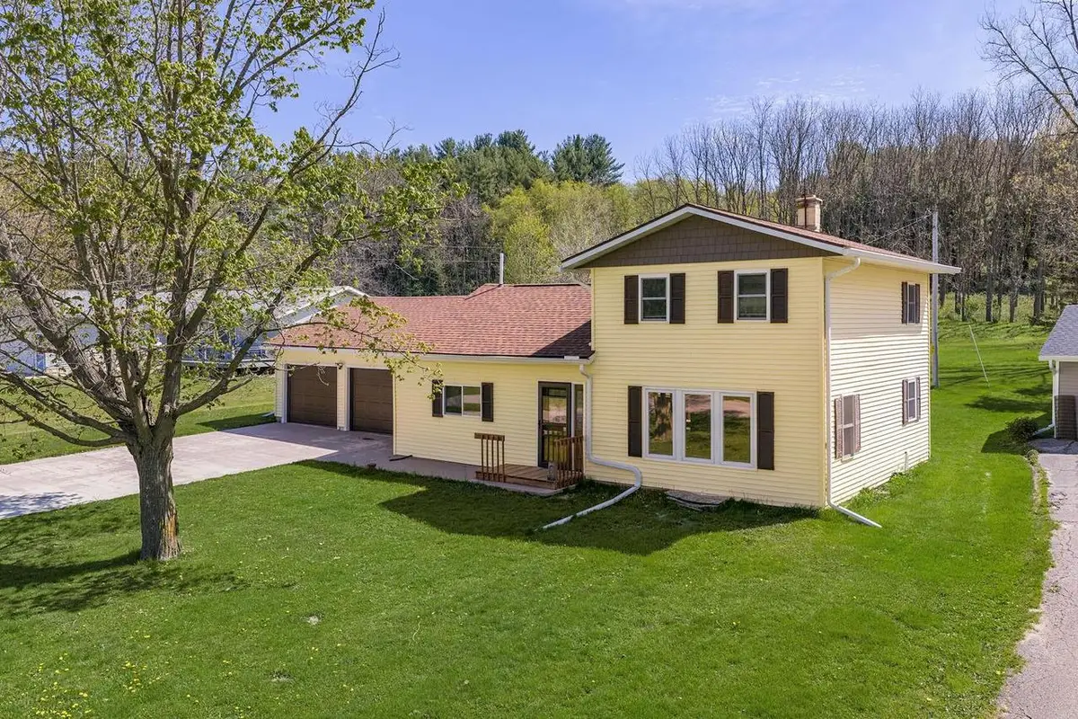 25582 Rockbridge School Street, Richland Center, WI 53581 - #1