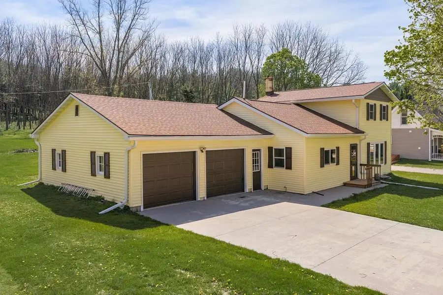 25582 Rockbridge School Street, Richland Center, WI 53581 - #3