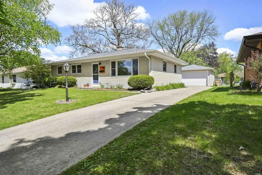 1910 Sachtjen Street, Madison, WI 53704 - #2