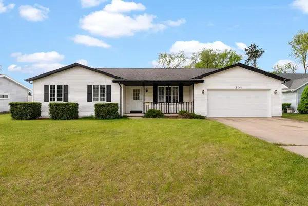 3741 Balmoral Drive, Janesville, WI 53548