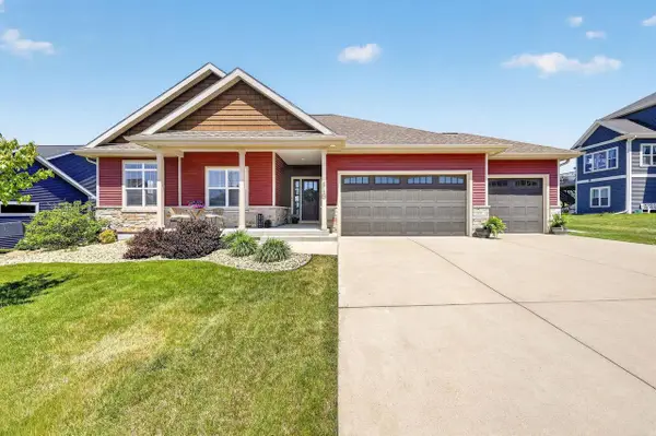 2150 Baptisia Pass, Sun Prairie, WI 53590