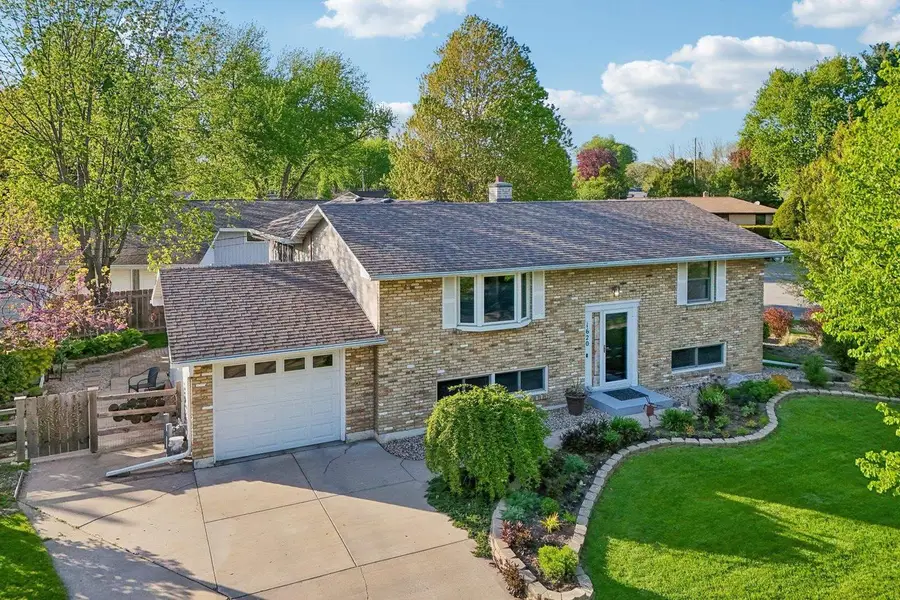 1620 Maple Street, Middleton, WI 53562 - #2