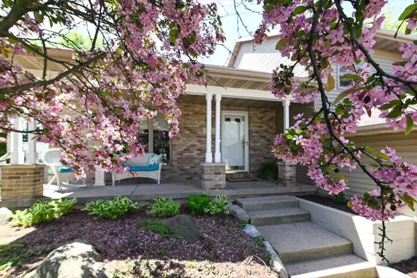 706 Summerton Court, Sun Prairie, WI 53590