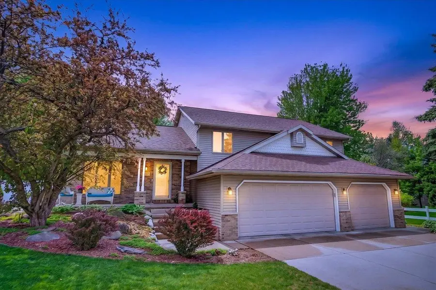 706 Summerton Court, Sun Prairie, WI 53590 - #3