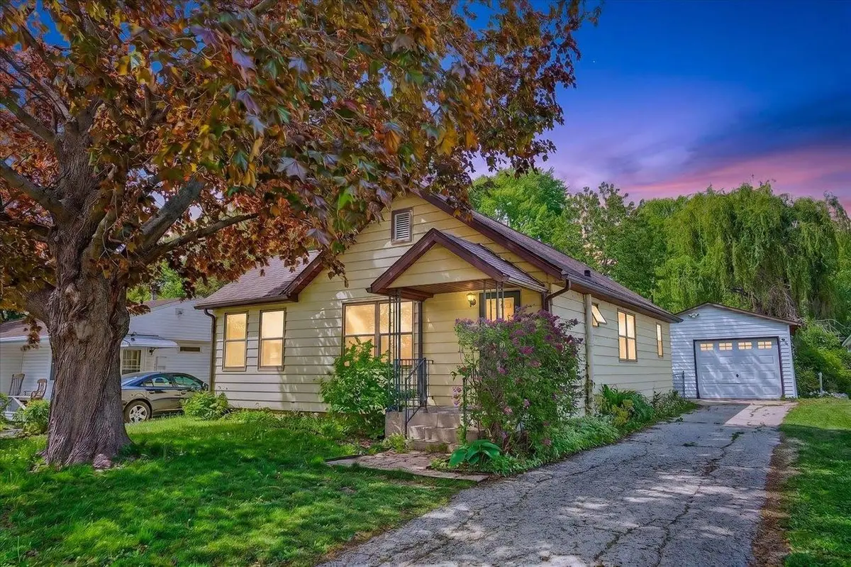 844 Ridgewood Way, Madison, WI 53713 - #1
