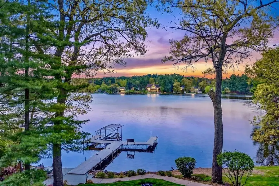 414 E Hiawatha Drive #103, Wisconsin Dells, WI 53965 - #2