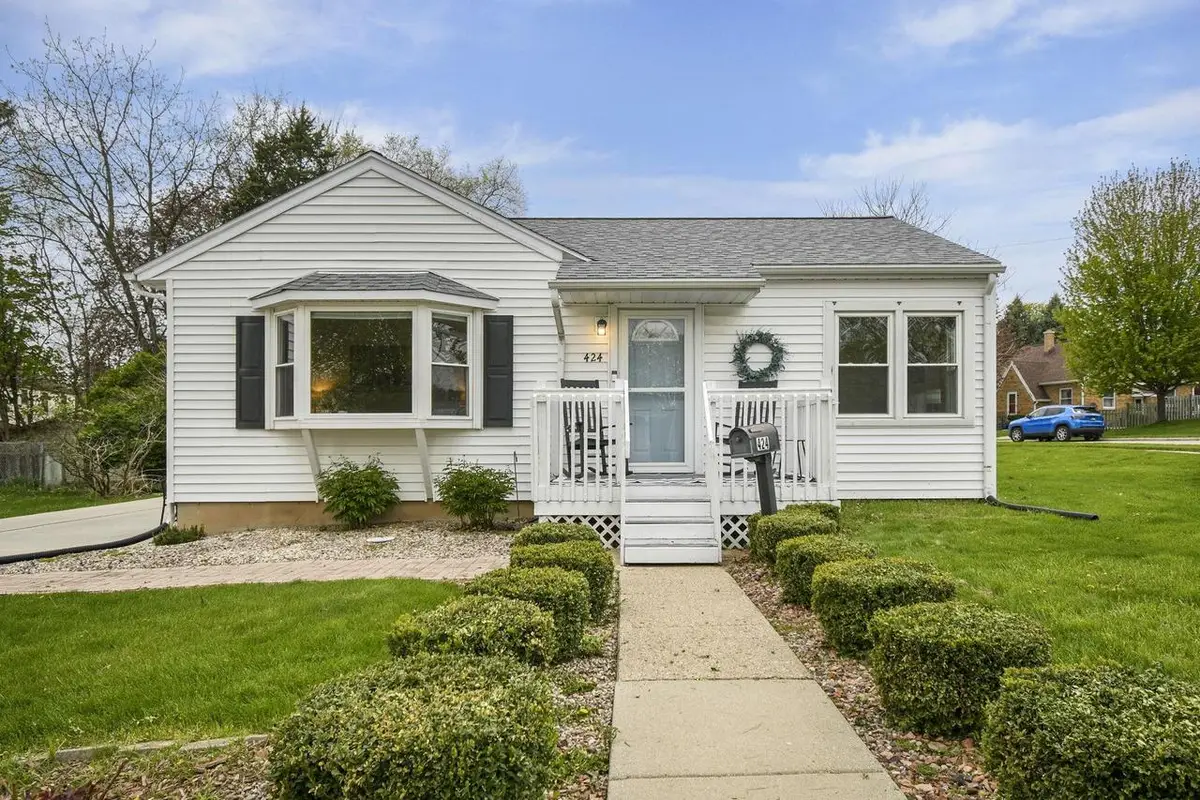 424 Martin Street, Sun Prairie, WI 53590 - #1
