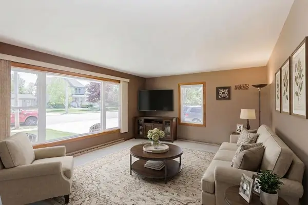 880 N 2nd Street, Platteville, WI 53818