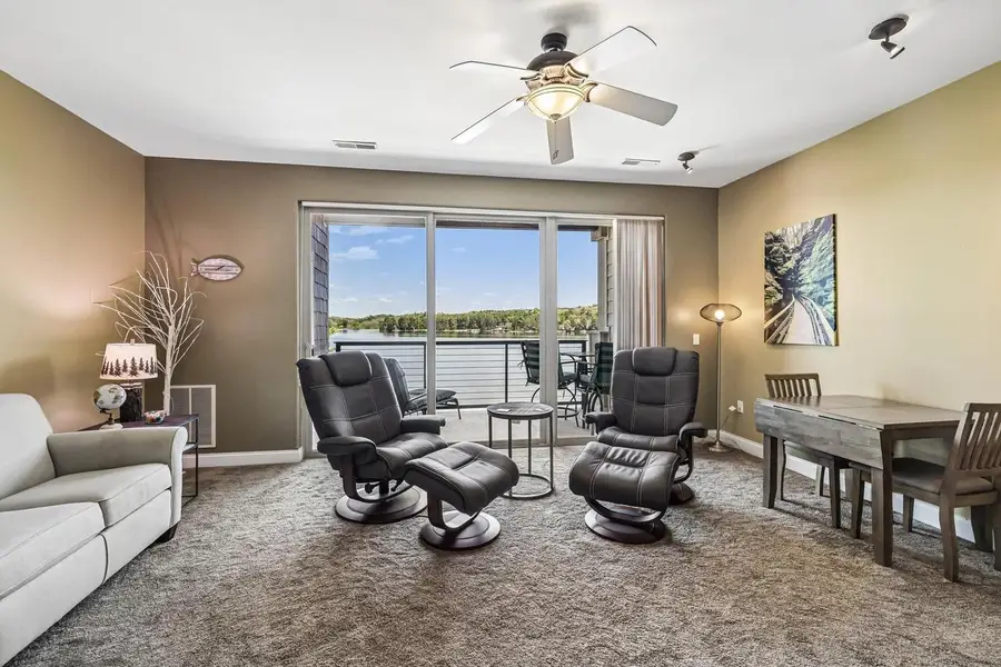 680 E Hiawatha Drive #418, Wisconsin Dells, WI 53965 - #3