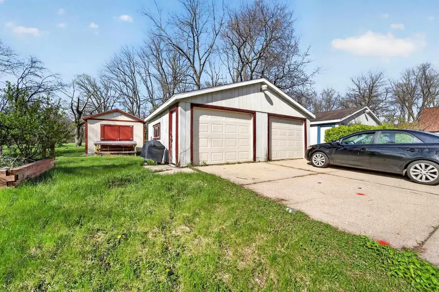 4002-4004 Bruns Avenue, Madison, WI 53714 - #2