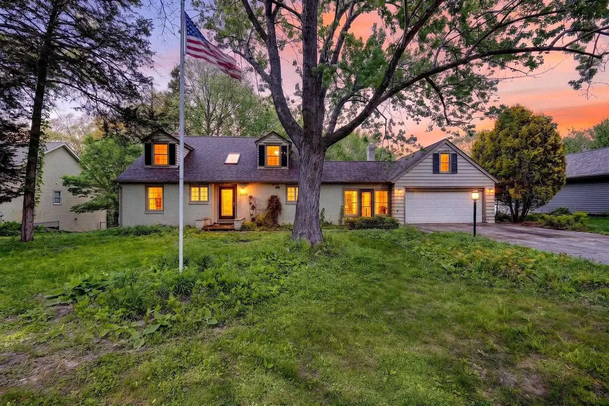 2410 River View Drive, Janesville, WI 53546 - #1