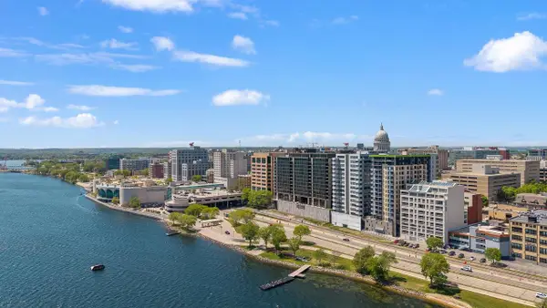 155 E Wilson Street #702, Madison, WI 53703