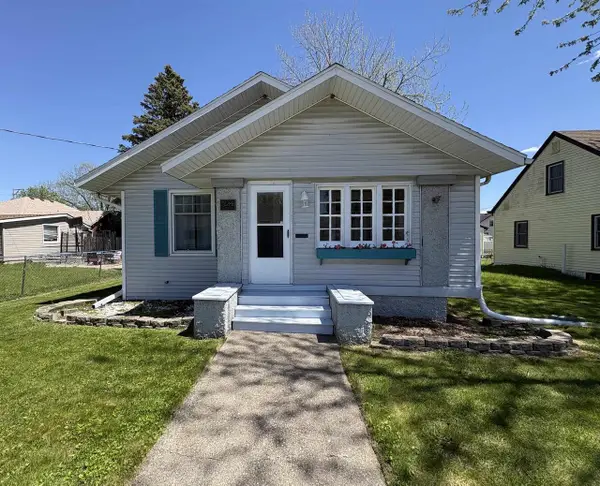 624 Pine Street, Janesville, WI 53548