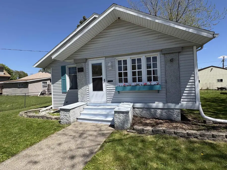 624 Pine Street, Janesville, WI 53548 - #2