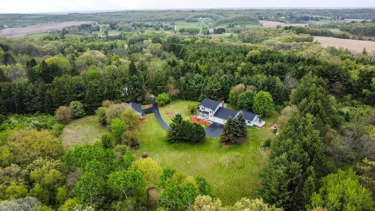 2292 Dahlk Circle, Verona, WI 53593 - #1