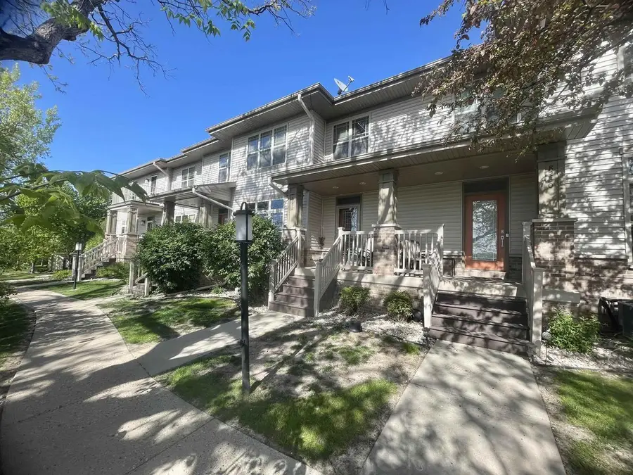 8252 Starr Grass Drive, Madison, WI 53719 - #2