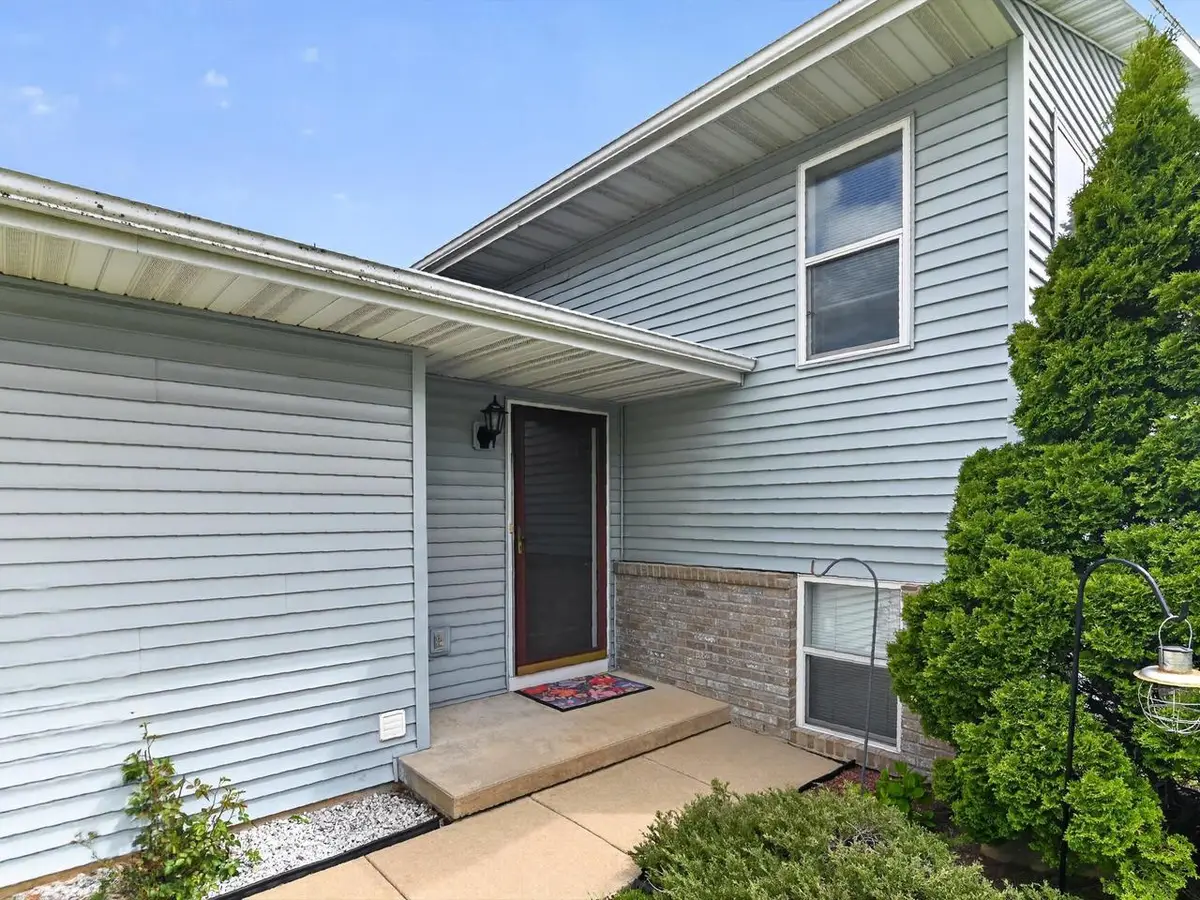 808A N Clover Lane, Cottage Grove, WI 53527 - #1