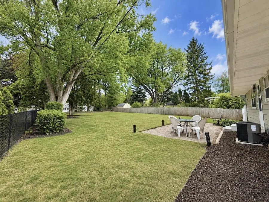 21 Kenosha Drive, Madison, WI 53705 - #3