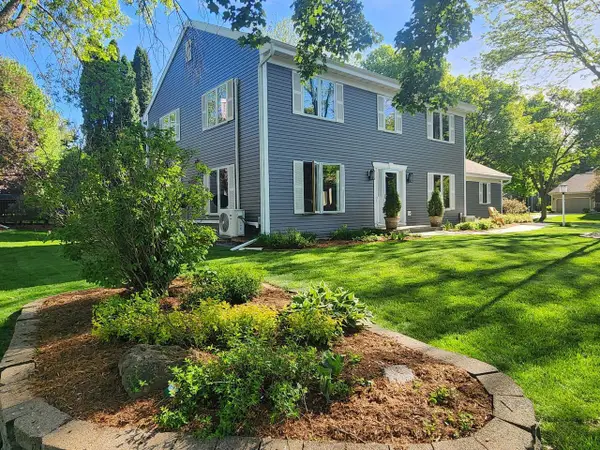 913 Sauk Ridge Trail, Madison, WI 53717
