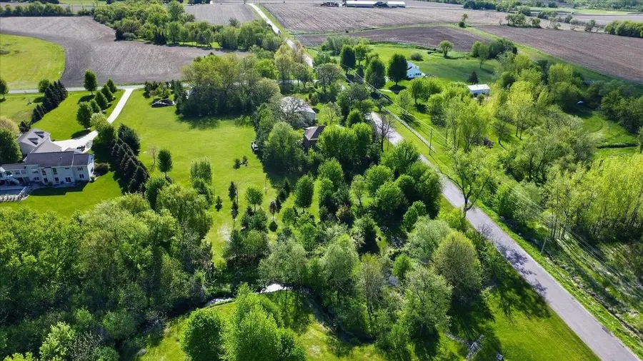 6415 Windsor Prairie Road, Deforest, WI 53532 - #2