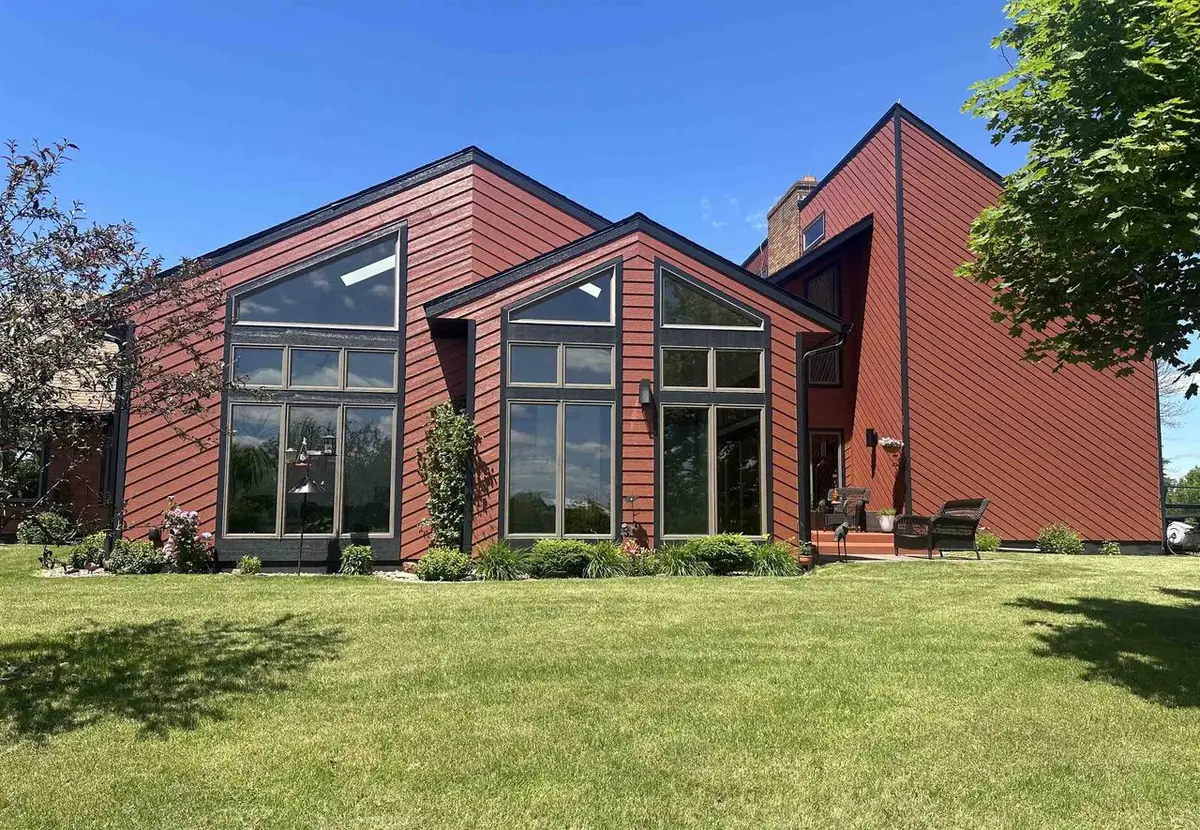 W10290 Lumsden Road, Elroy, WI 53929 - #1