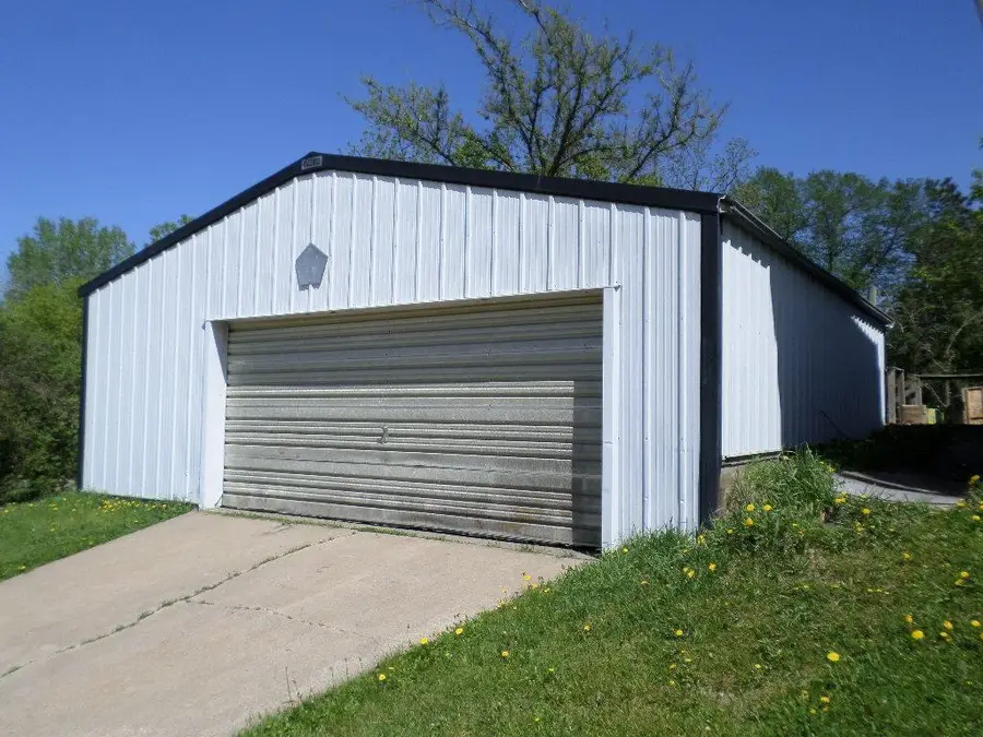 402 E Washington Street, Tomah, WI 54660 - #2