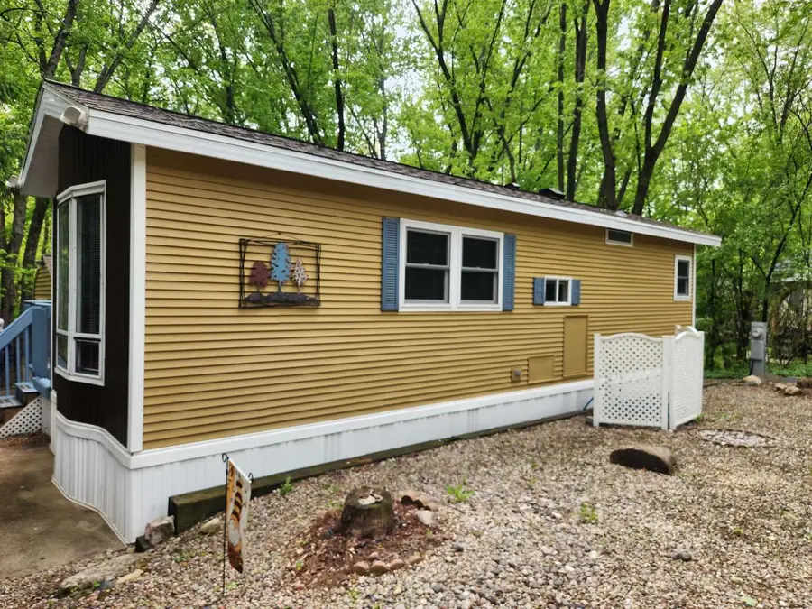 495 Sunset Circle, Edgerton, WI 53534 - #2