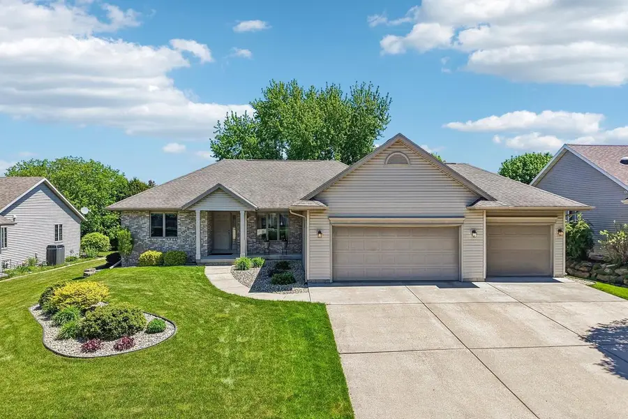 1004 Ganser Drive, Waunakee, WI 53597 - #3