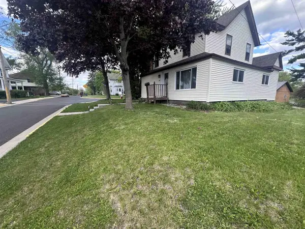 172 Mill Street, Waterloo, WI 53594