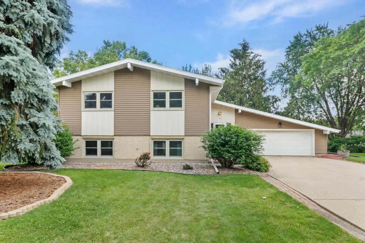 1309 Kuhle Drive, Sun Prairie, WI 53590 - #1