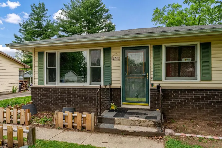 301 8th Avenue, Brodhead, WI 53520 - #3