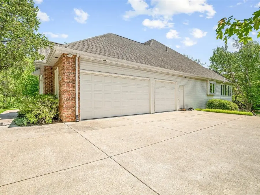 13055 Promontory Trail, Roscoe, IL 61073 - #3