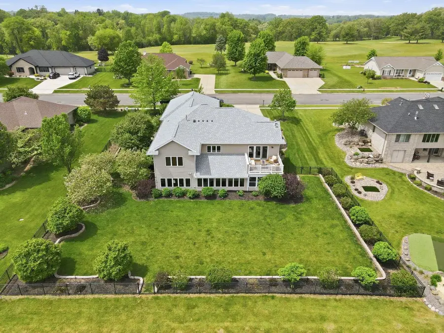 323 Wileman Drive, Edgerton, WI 53534 - #2
