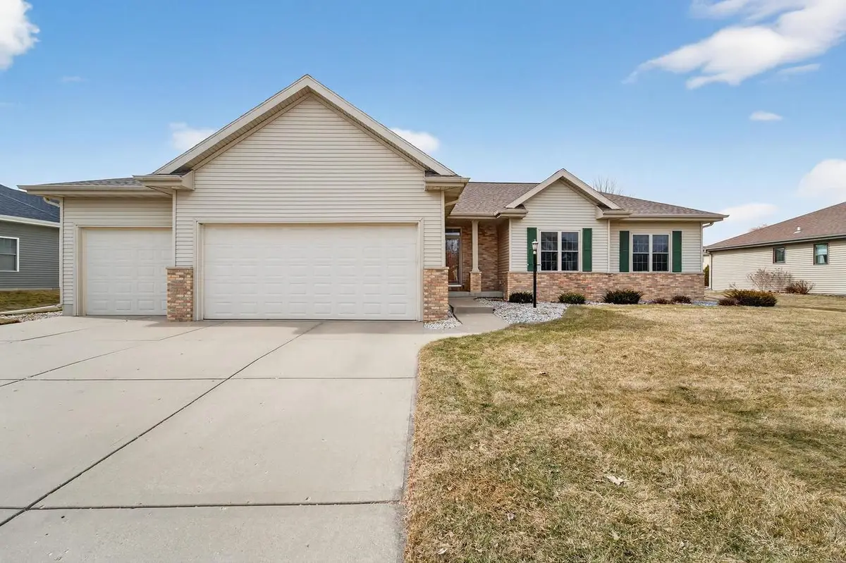 409 Coyle Parkway, Cottage Grove, WI 53527 - #1