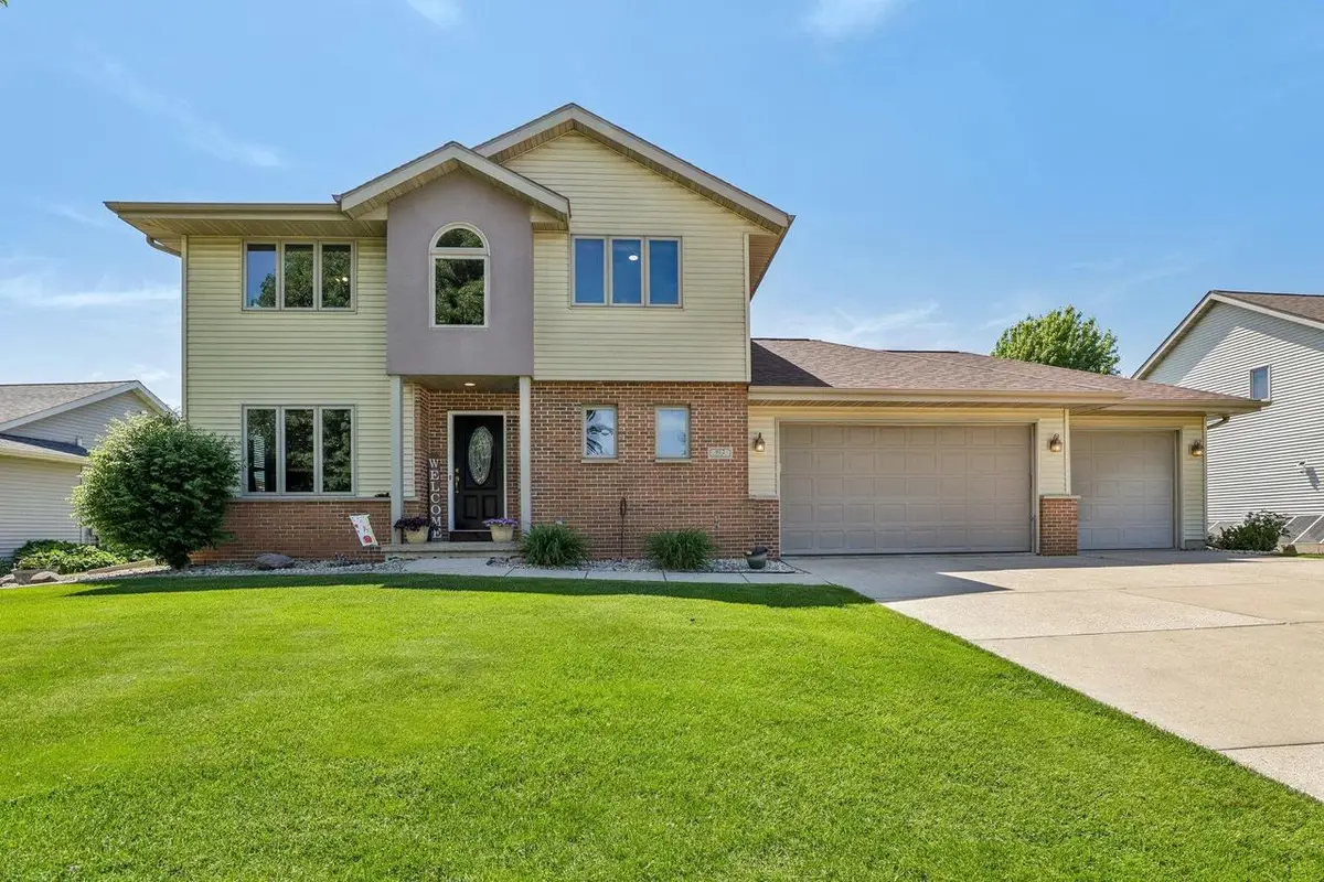612 Greenfield Drive, Deforest, WI 53532 - #1