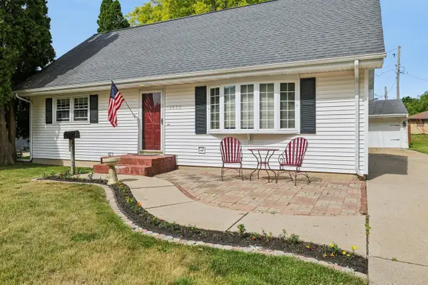 1415 Church Street, Janesville, WI 53548
