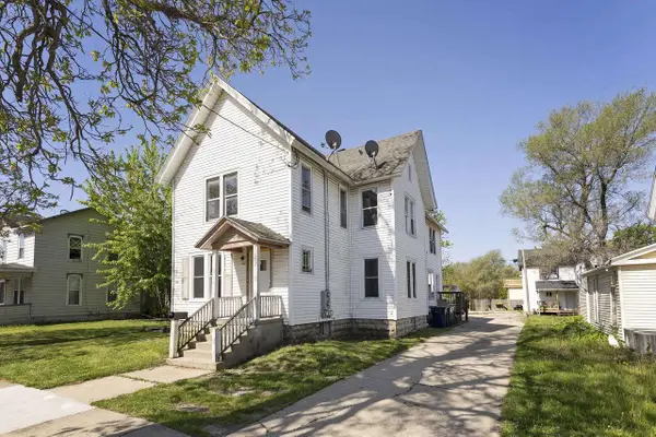 306-308 Center Avenue, Janesville, WI 53548