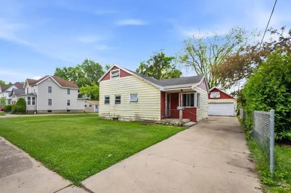 517 W Maple Avenue, Beaver Dam, WI 53916