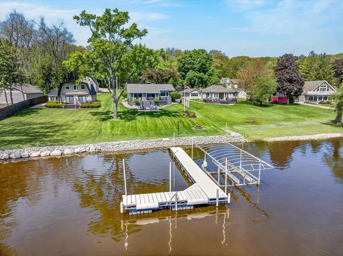 10094 N Bigalow Lane, Edgerton, WI 53534 - #1