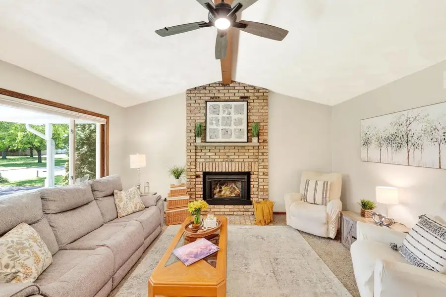 1572 Boulder Way, Sun Prairie, WI 53590 - #3