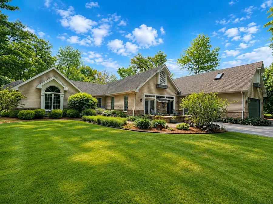4308 N Juniper Drive, Janesville, WI 53545 - #2
