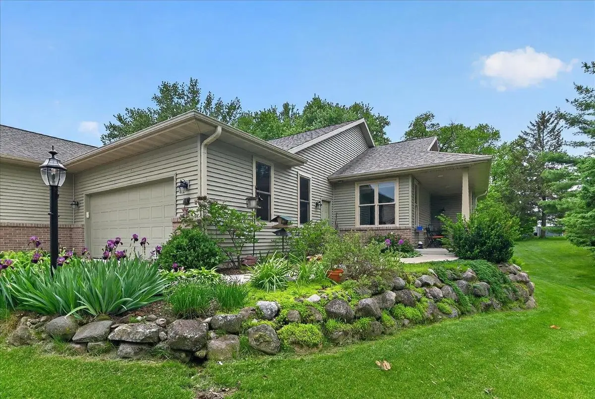 71 Berdella Court, Cross Plains, WI 53528 - #1